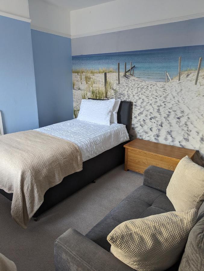 Gull Wing Guesthouse Lowestoft Esterno foto